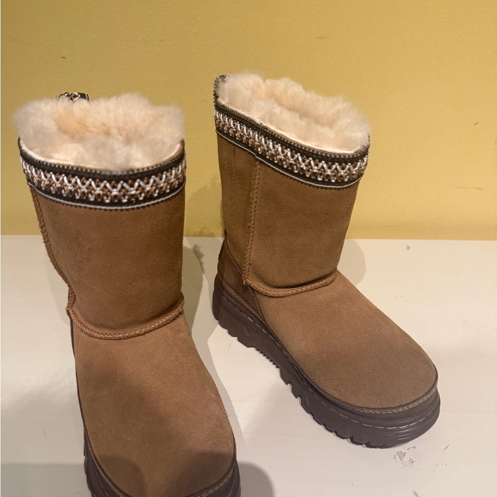 UGG Tan Winter Boots with Cream Fur